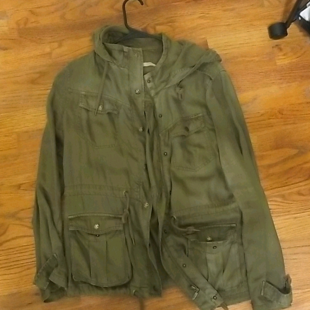 ⭐️ Max Jeans Olive Military Style Jacket